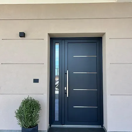 Oltremare Apartament *